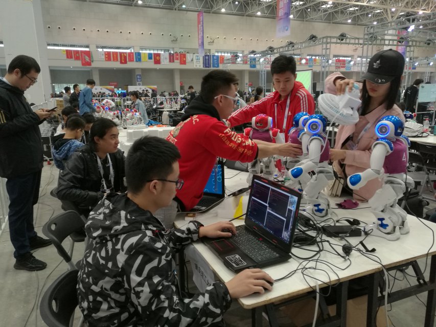 学院代表队参加比赛